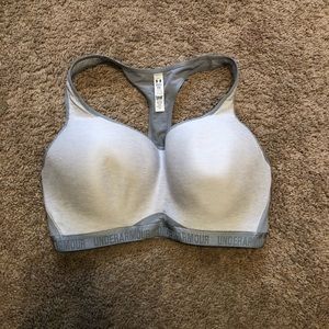 Under Armour Sports Bra 36DD